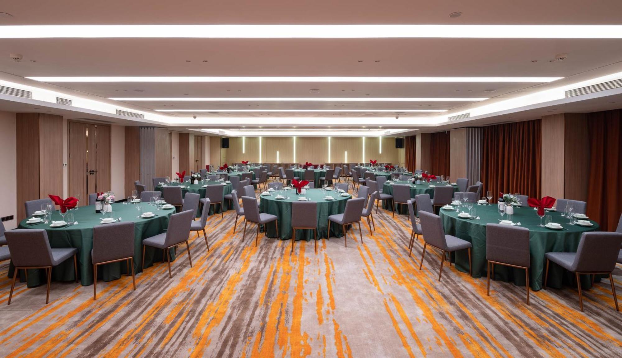 Guangzhou Wogo Yuanbao Hotel-Zhujiang New Town-Free Canton Fair Shuttle Bus & Overseas Buyer Registration Services Esterno foto