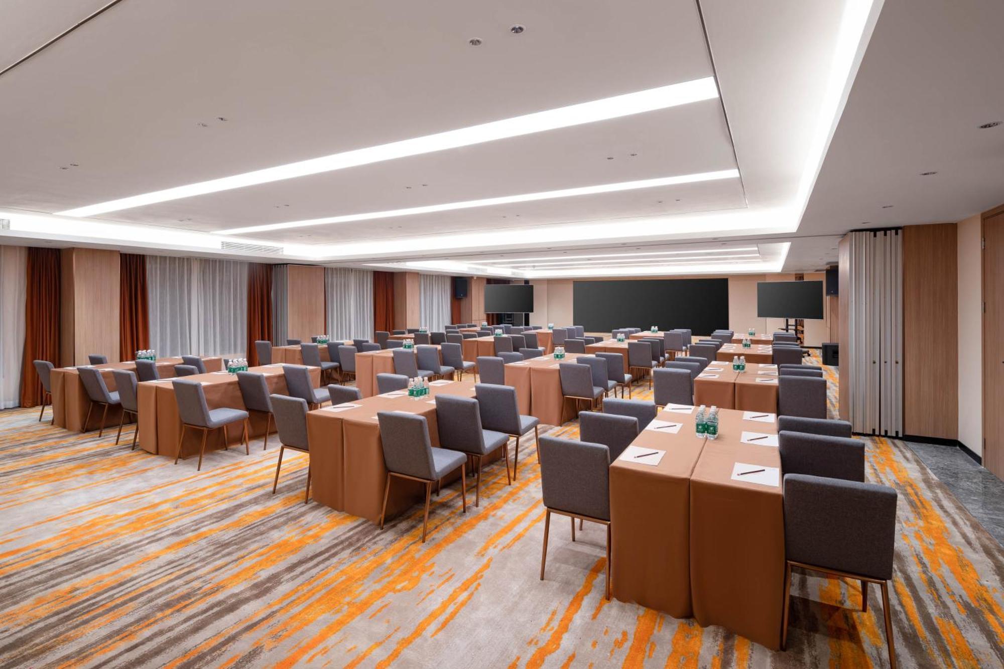 Guangzhou Wogo Yuanbao Hotel-Zhujiang New Town-Free Canton Fair Shuttle Bus & Overseas Buyer Registration Services Esterno foto